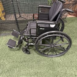 Drive Cruiser 3 Wheelchair 