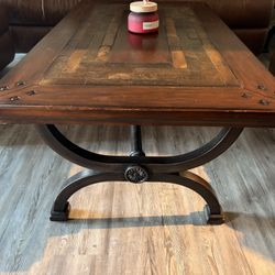 Coffee Table With Matching Side Tables And Matching Entertainment Stand 