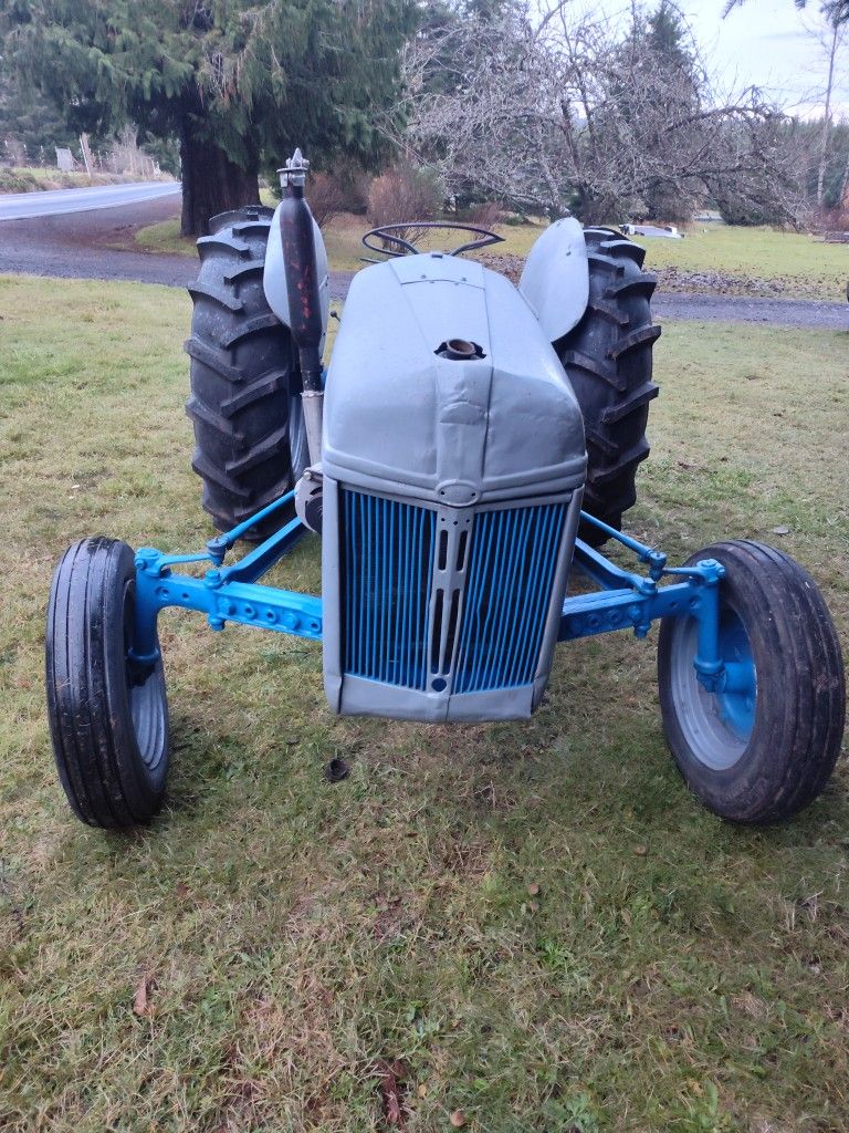 Ford Tractor