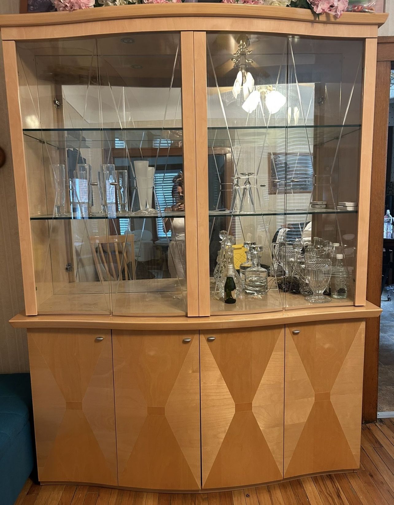 Vintage China Cabinet Immaculate Condition