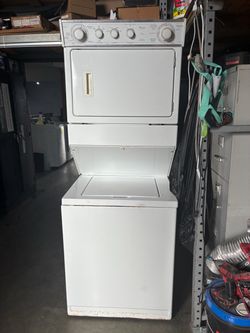 Whirlpool Stackable Washer Machine & GAS Dryer Combo Set 27”