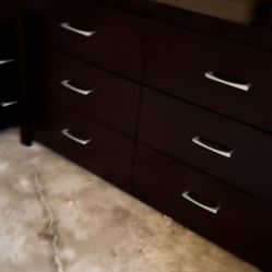 6 Drawer Dresser And Nightstand 