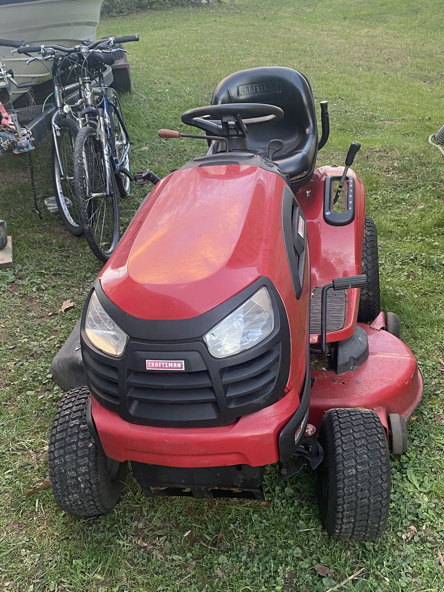 Riding Lawn Mower Crafts Man
