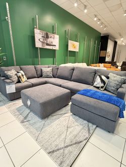NEW LARGE 🪐 Edenfield 3 PC Sectional by Ashley Furniture 💫