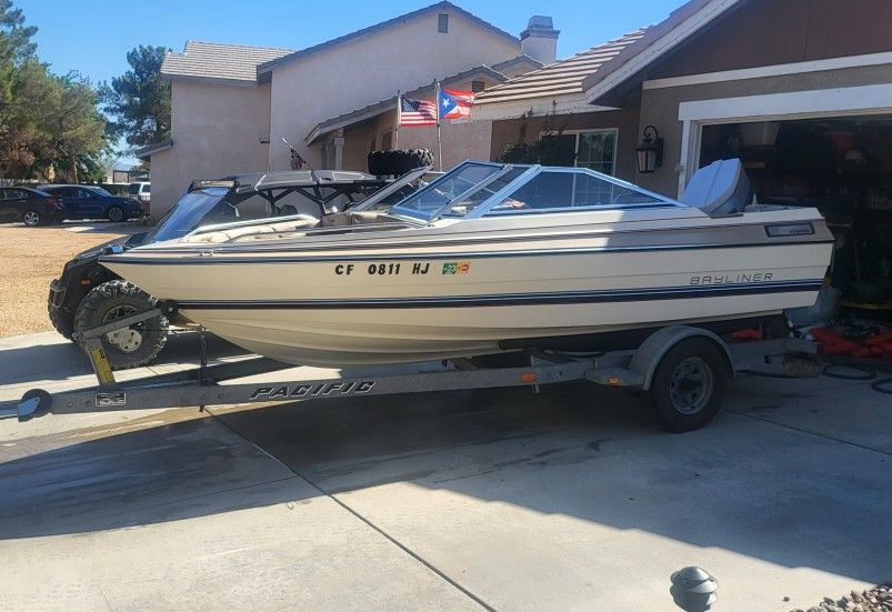 1985 Bayliner Capri 1600