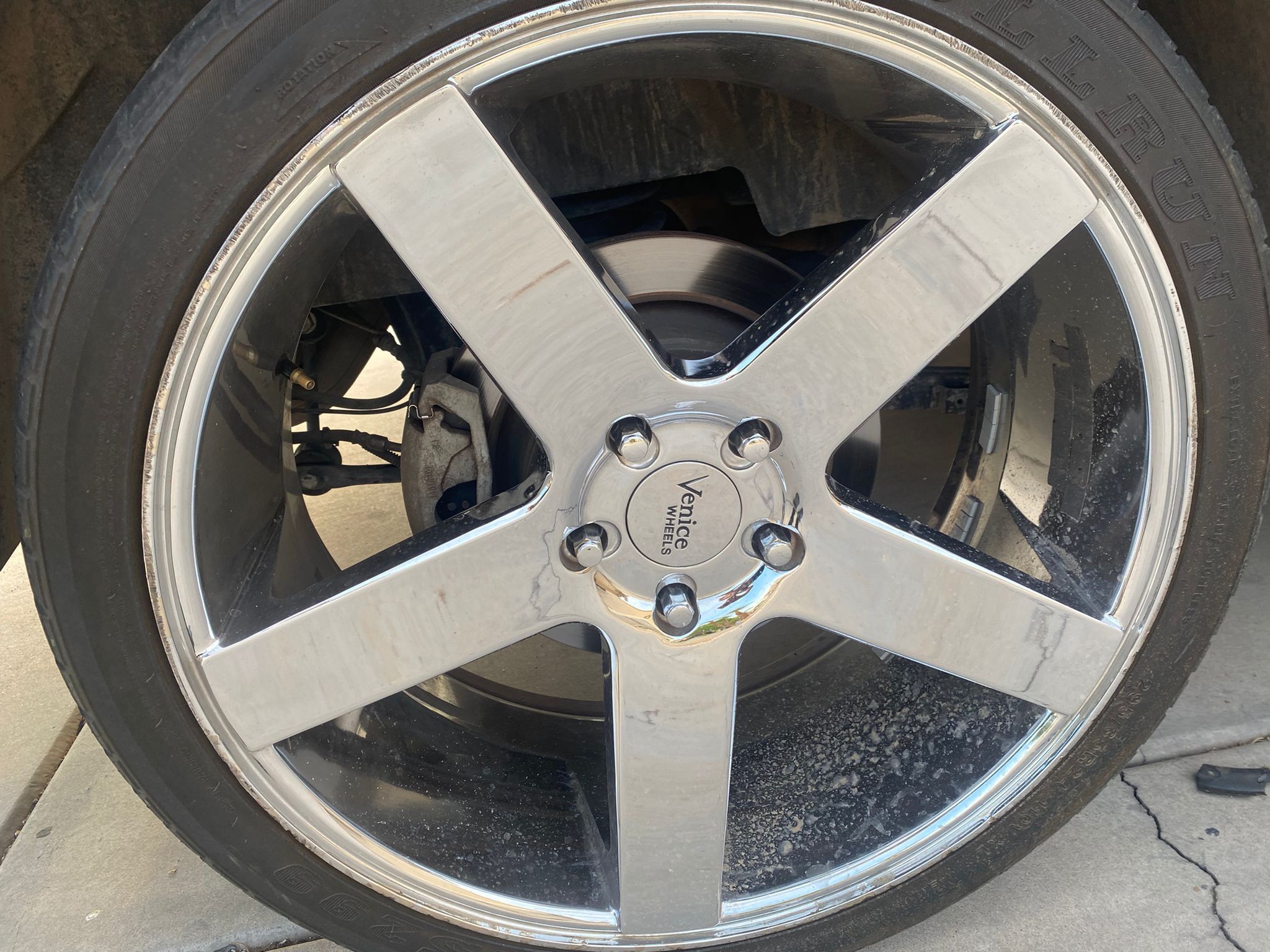 24 Inch Venice Wheel Rims