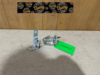2021 2022 2023 2024 2025 2026 Ford Mustang Mach E Passenger Side Right Side Front Door Hinges