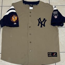 *VINTAGE* New York Yankees Cooperstown Collection Majestic Baseball Jersey XL