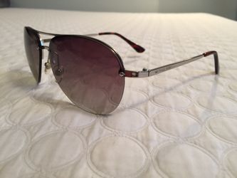 SAVE!!!!! MICHAEL KORS GLASSES. GREAT SHAPE!