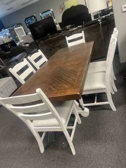 New Ashley farmhouse table and chairs was $2499  now $1750 in stock today