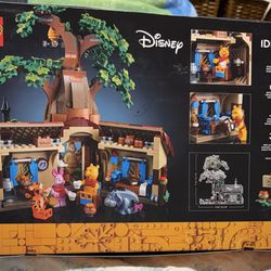 Winnie the Pooh treehouse Lego set