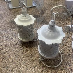 Hanging Lanterns 