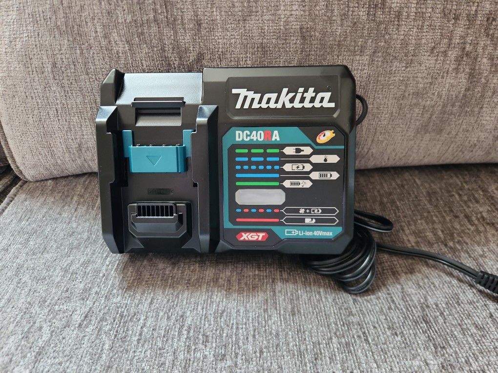 40V Max XGT Rapid Optimum Charger
by
Makita