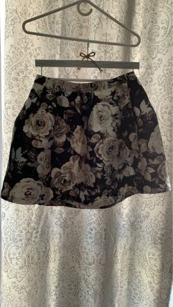 100 %polyester skirt size 11