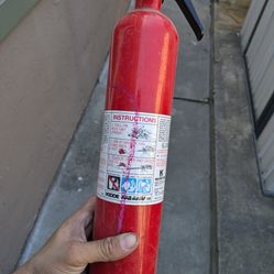 Fire Extinguisher 