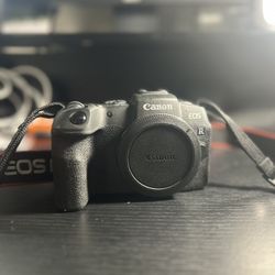 Canon EOS RP Mirrorless Camera