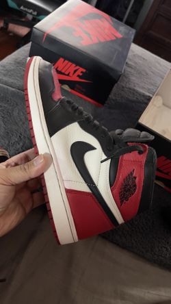 Air Jordan 1 Retro high OG bred toe 2018