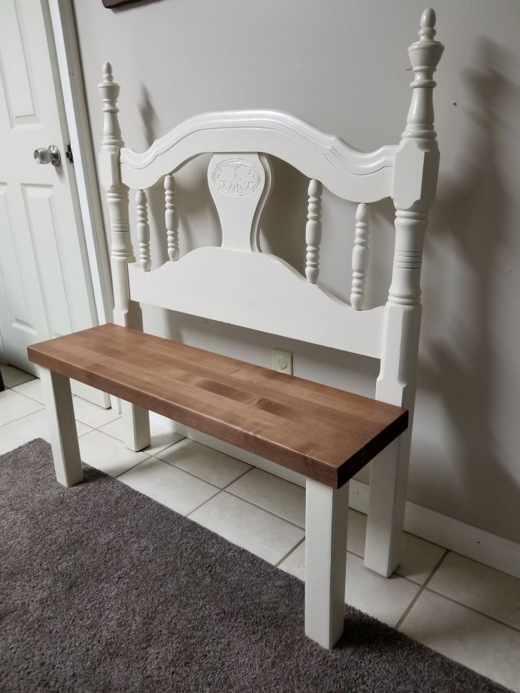 Reclaimed headboard bench