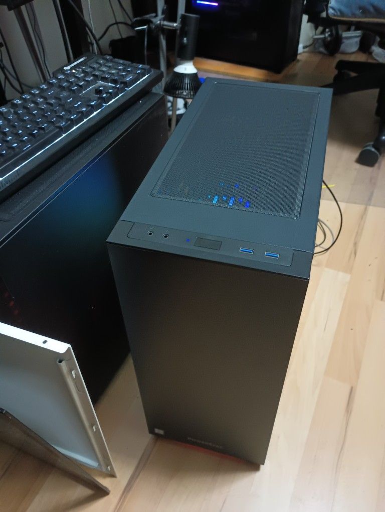 PC Tech Ryzen 3600 RX 6600 XT Gaming PC