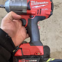 Milwaukee  Fuel 1/2 Impact 