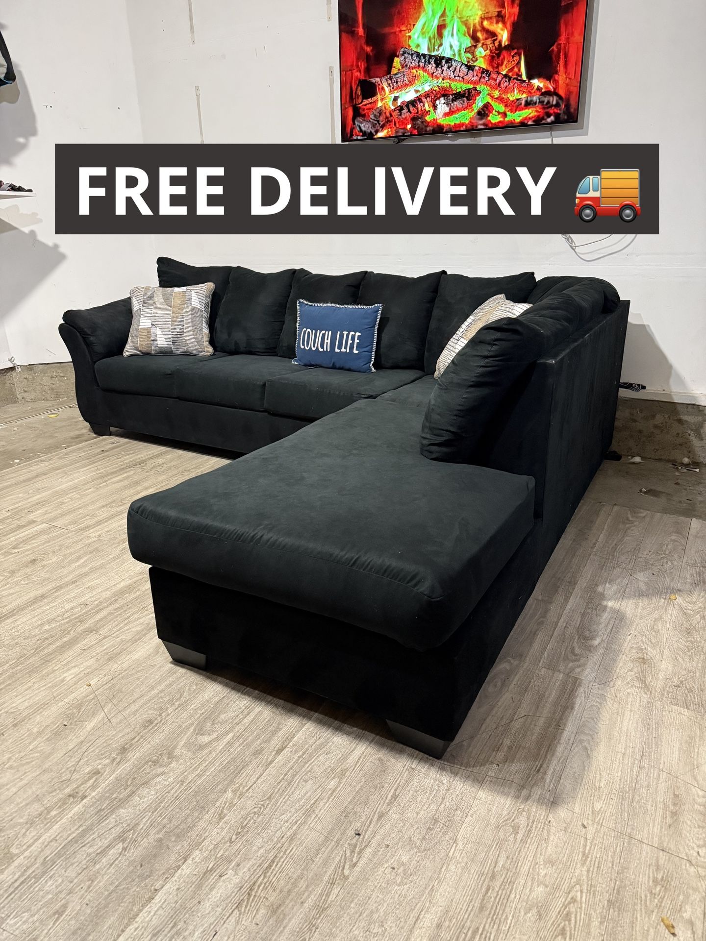 •Free Delivery• Black Sectional Couch 🛋️ 