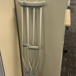 Crutches 