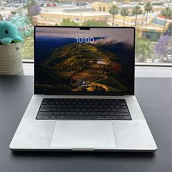 MacBook Pro M2 (2023)