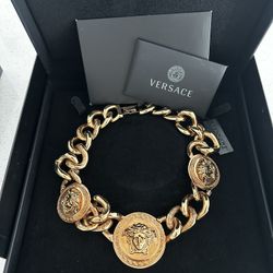 Versace Medusa Medallion Chain 