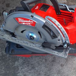 Seminew Milwaukee Fuel Brushless 