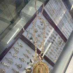 14K Gold Pendant and Chain