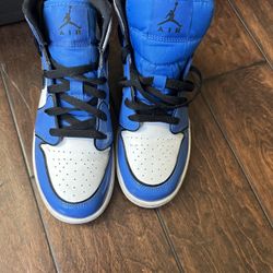 Air Jordan 1 Mid SE 'Signal Blue