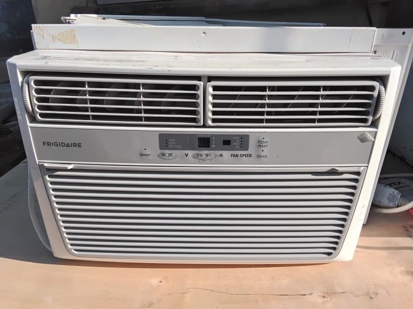 Frigidaire 6000 BTU Window Ac Air Conditioner