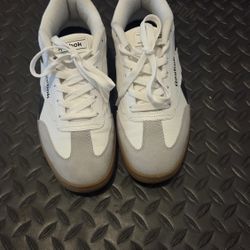 Reebok Shoes 8 Women