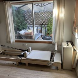 Pilates reformer - Barely Used 