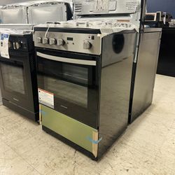 Frigidaire 24” Front Control Freestanding Gas Range‼️
