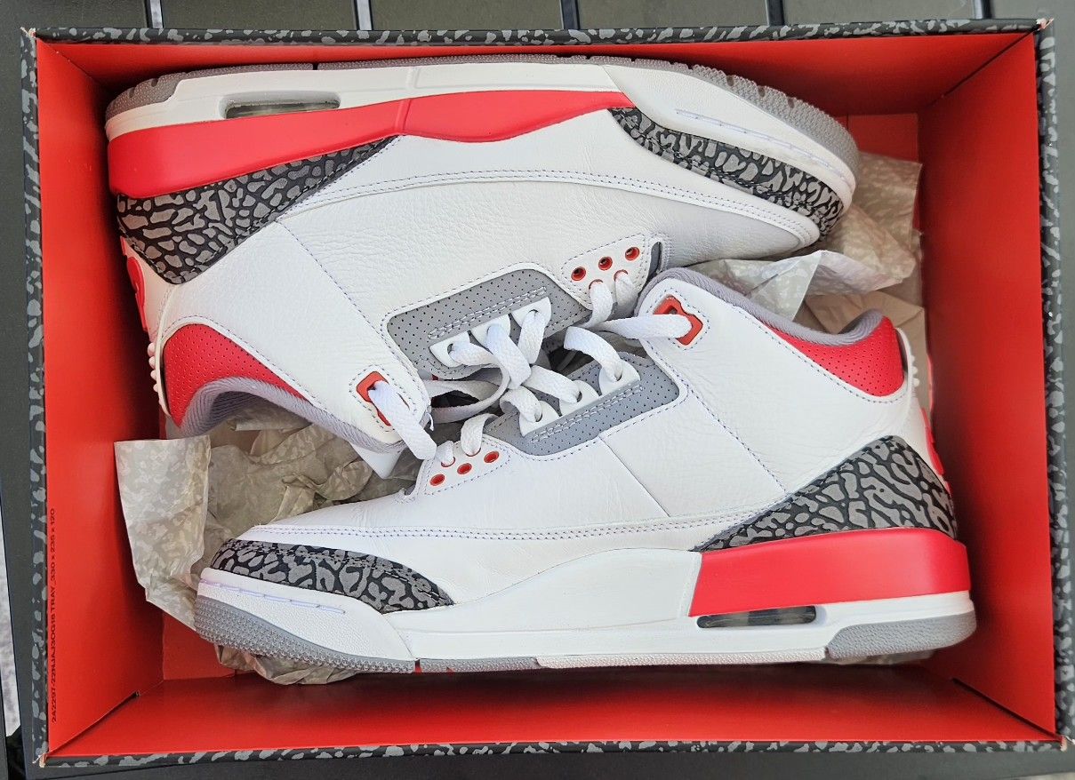 Jordan 3 Fire Red (2022)