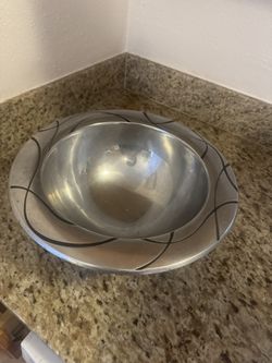 Vintage Lennox vibe serving bowl