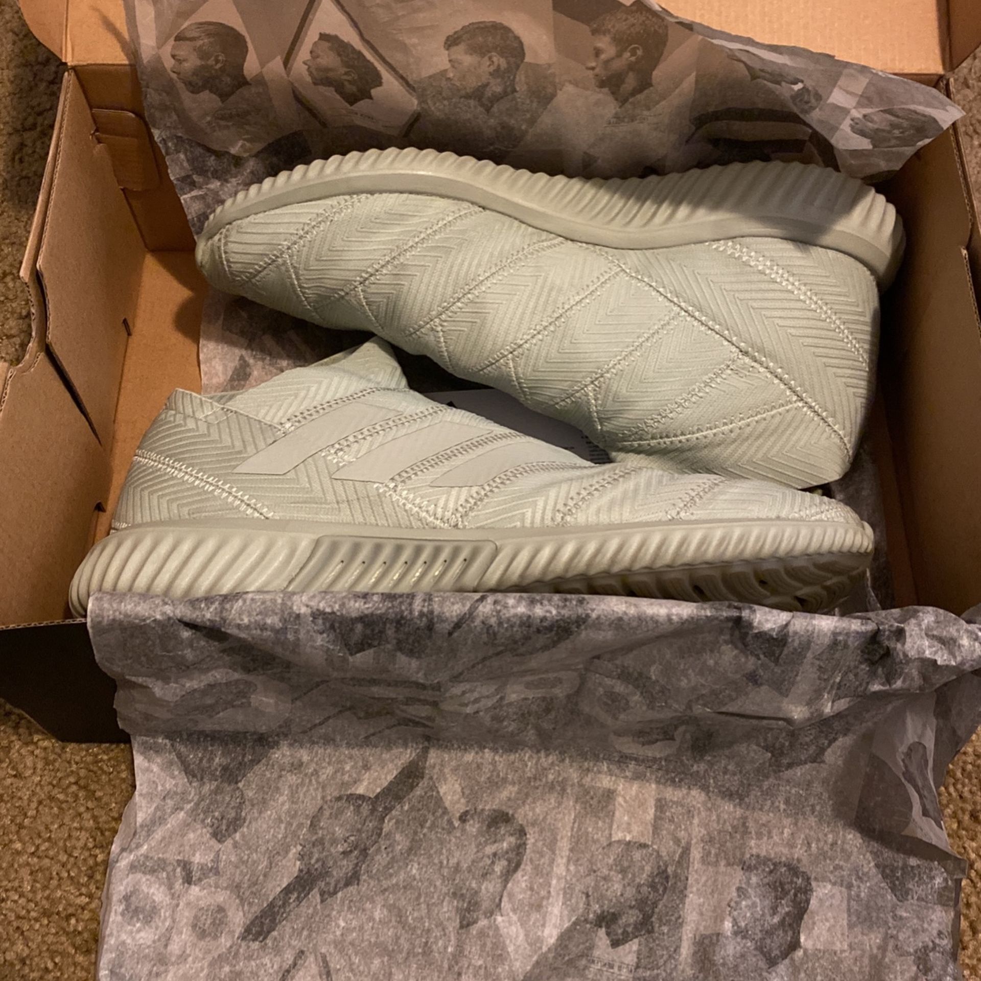 Nemeziz Tango 18.1 TR (Size 9.5)