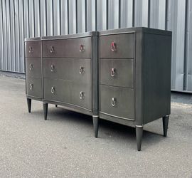 Vanguard Furniture Lillet Dresser (Value $4300) FREE DELIVERY 🚚 TAMPA & SURROUNDINGS