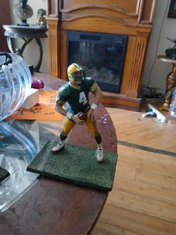 Green Bay Packers #4 Brett Favre NFL Action Figure