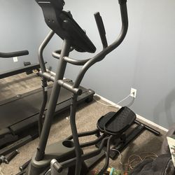 Golds Gym Elliptical