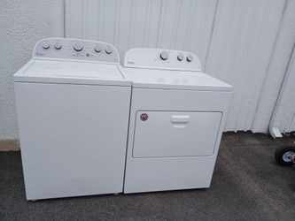 Washer And Dryer Set Both Are In Great Working Condition ( Se Habla Español