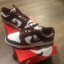 Nike Dunks Redwood/Gym Red — Size 9.5 — Worn Once