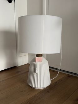 White Ribbed Ceramic Table Lamp
