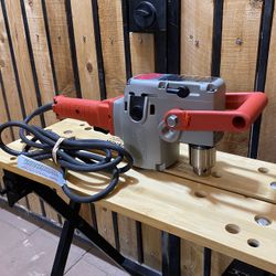 Milwaukee 8 Amp Corded 1 in. SDS D-Handle Rotary Hammer