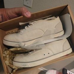 Ugg Womens Hally Sneakers White 