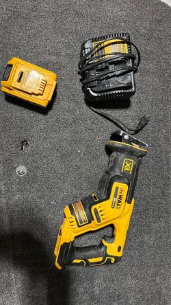 Dewalt 20v sawzall / reciprocating saw