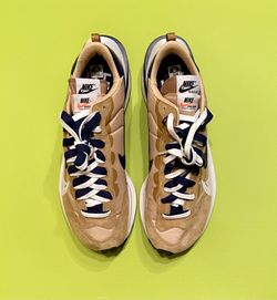Nike Sacai Vaporwaffles “Sesame”