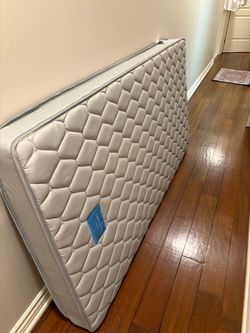 Twin Mattress – Perfect Condition