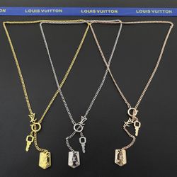 New Women's Letter Necklace